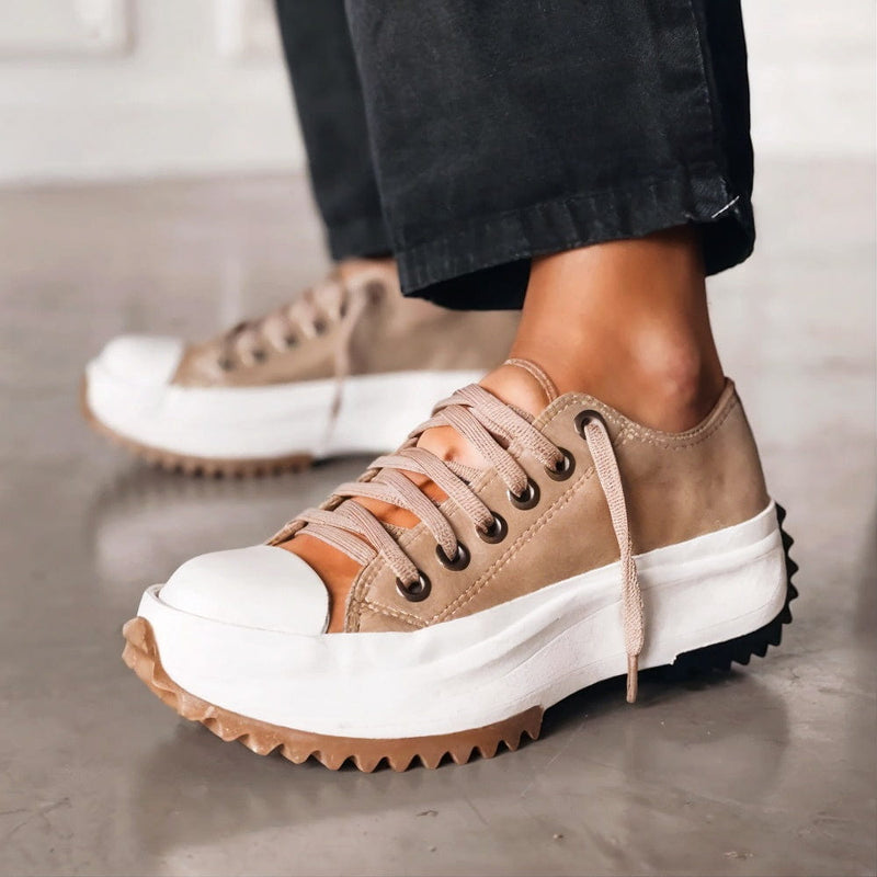 Orthopädische Plattform-Sneaker mit modernem Look – Kai