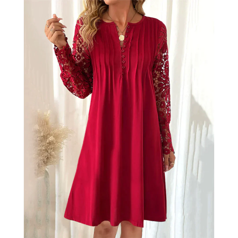 Knielanges Kleid mit zarter Spitze – Evania