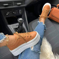 Stylische und bequeme Sneakers mit dicken Sohlen – Astrid